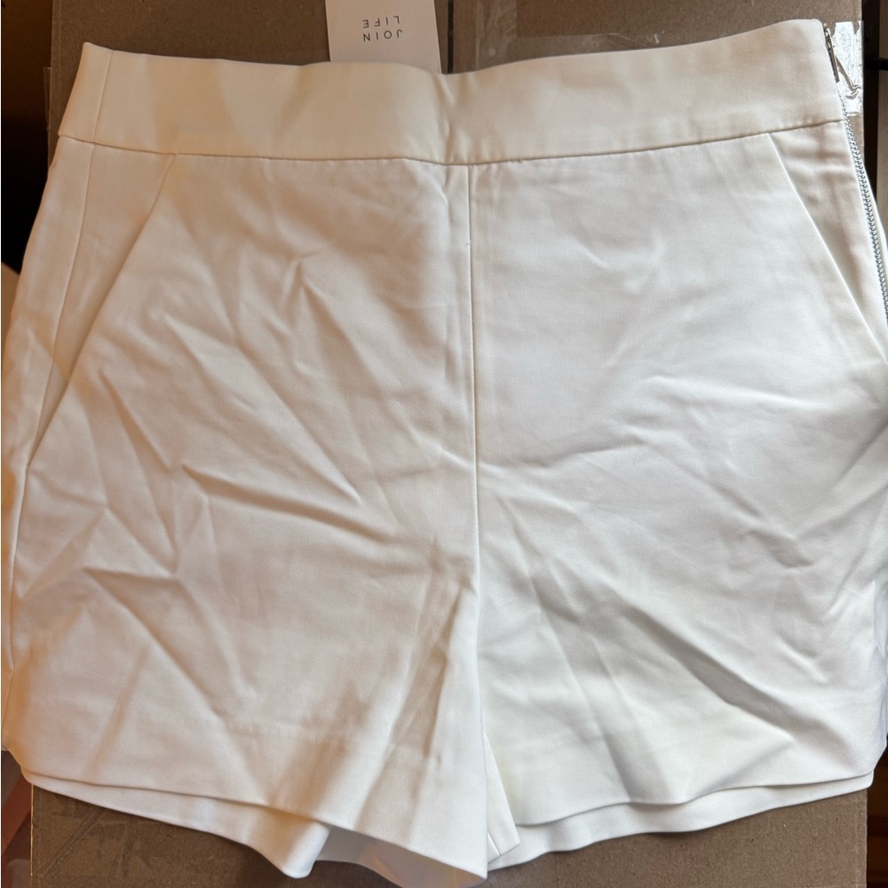 Zara Cream Women's Skorts